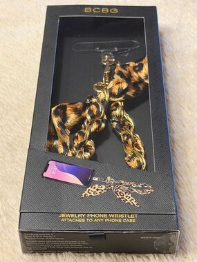 BCBG Jewelry Phone Wristlet Accessory